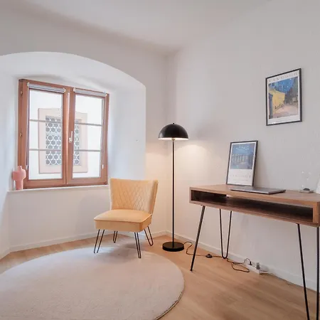 Neues Design-apartment, Altstadt, Business&ferien, Kueche, Netflix *
